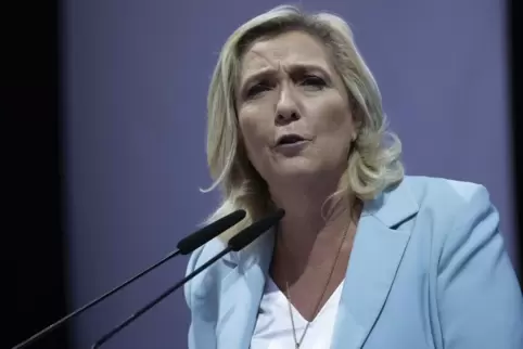 Marine Le Pen gilt derzeit als aussichtsreichste Herausforderin gegen Amtsinhaber Emmanuel Macron.