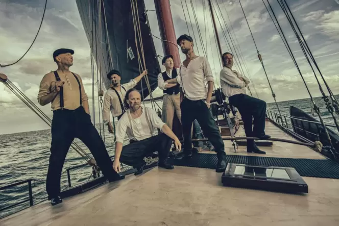 Musikalisch auf hoher See – aber eher mit dem Schnellboot: Fiddler’s Green.