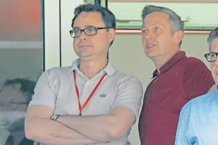 Den Abstieg vor Augen: FCK-Vorstandsvorsitzender Michael Klatt (links) und Aufsichtsratschef Patrick Banf.