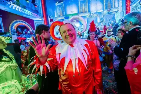 Friedrich Hofmann ist bei der Fernsehsitzung letztmals als „Till“ zu sehen. Er hört nach der Kampagne als politischer Fastnachts