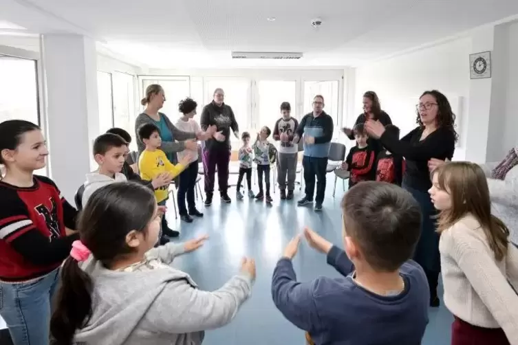 Mit Eifer dabei: Jutta Brandl (Zweite von rechts) den Kurs.