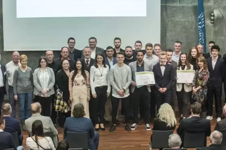 Das sind sie, die Kandidaten der RHEINPFALZ-Sportlerehrung für das Jahr 2019 am Abend im Deutschordensaal.