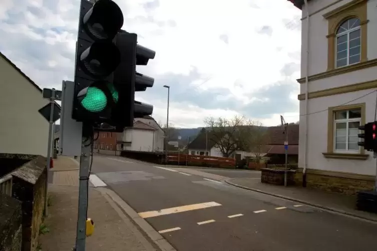 Das Ampelprovisorium in der Hauptstraße besteht seit Ende 2018. 