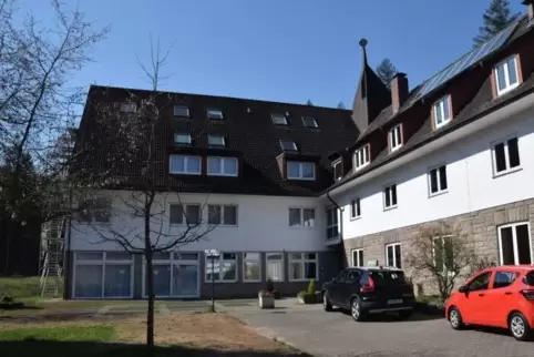 Ab Montag können im Bildungszentrum Heilsbach bei Schönau Pflegebedürftige untergebracht werden. 