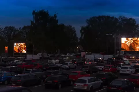 Täglich zwei bis drei Vorstellungen sind für das Autokino in Frankenthal geplant. In der Corona-Krise ist diese Art der Veransta