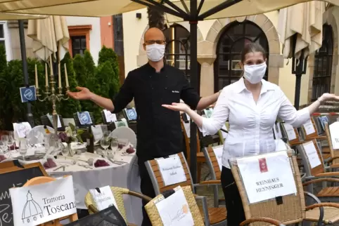 Kai und Jeanette Holler machen auf die schwierige Lage der Gastronomen aufmerksam. 