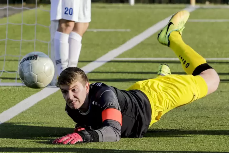 Kehrt von Landesliga-Tabellenführer TuS Hohenecken zum FKP zurück: Benedikt Fath, Ex-U17-Bundesligakeeper des 1. FC Kaiserslaute