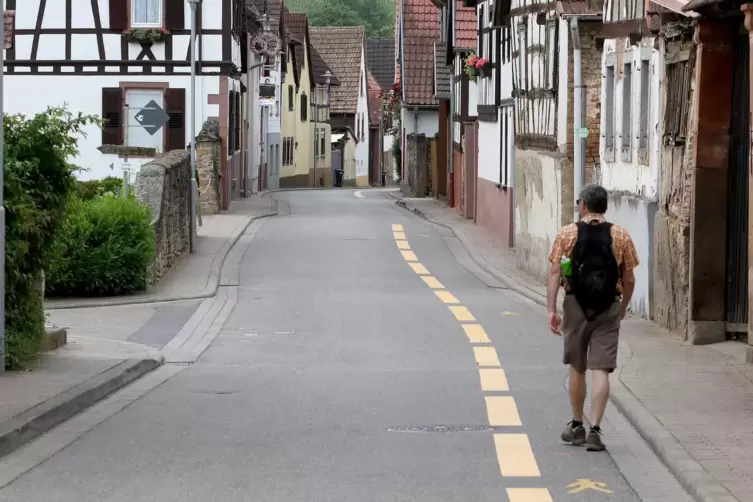 Die provisorischen Schutzstreifen sollen nach Wunsch der Gemeinde zur Dauerlösung werden. 