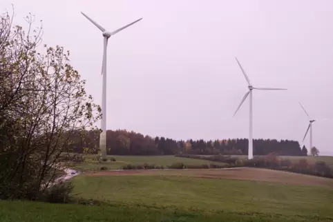 Drei Windräder gibt es bereits auf der Welchweiler Höhe.