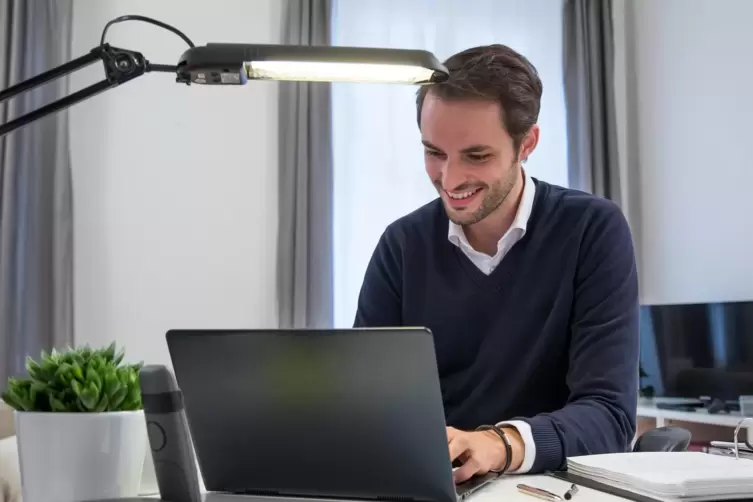 Jeder zweite Arbeitnehmer war laut einer Umfrage im März im Homeoffice.