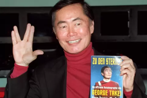 George Takei: Vulkanier-Gruß gegen das Coronavirus. 