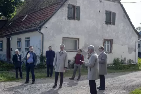 Szene aus der Verhandlung des Oberverwaltungsgerichts Mitte Mai auf dem Hofgut Scharrau. Zwei Wochen später wurde das Urteil gef