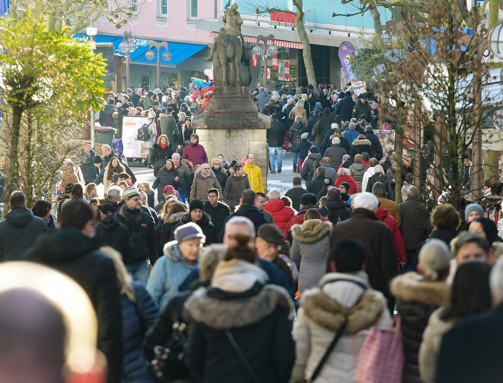 Einzelhandel Will Auch Im Zweiten Halbjahr Verkaufsoffene Sonntage Wirtschaft Die Rheinpfalz