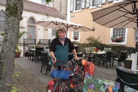 Weltenbummler Jan van Susteren bei seinem Zwischenstopp in Germersheim. 