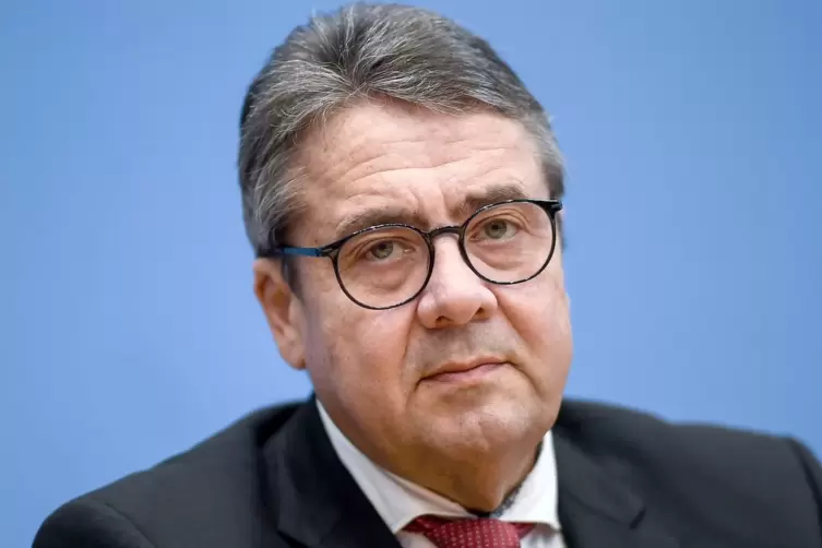 10.000 Euro pro Monat als Berater: Ex-SPD-Chef Sigmar Gabriel arbeitete für das Fleischimperium Tönnies. 