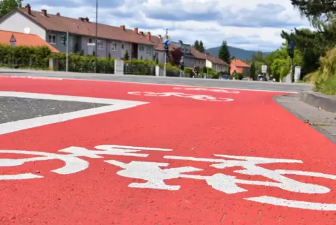 Die Kreuzung Godramsteiner Straße/Nußdorfer Weg/Hindenburgstraße wurde bereits modernisiert.