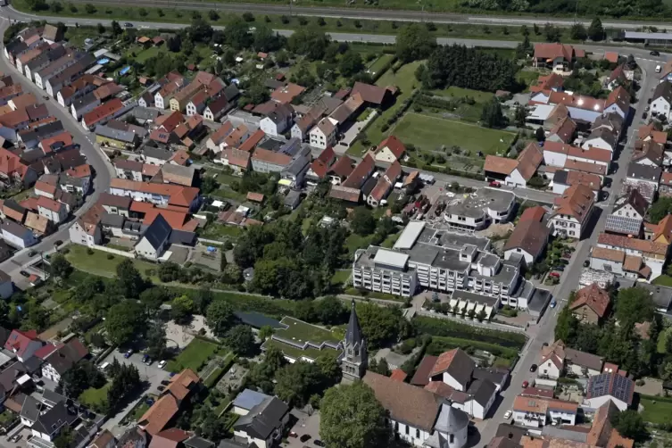 Einige Bewohner der Lachgasse (oberer Bildrand) würden gerne in zweiter Reihe bauen. 