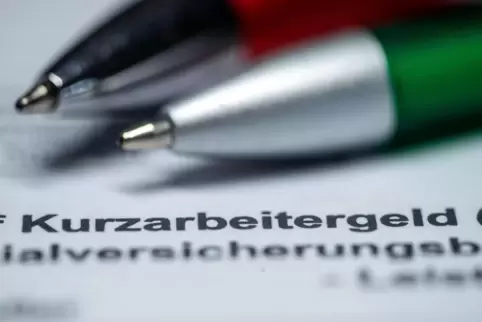 Die Zahl der Betriebe in Kurzarbeit ist bekannt, noch nicht aber, wie viele Menschen es getroffen hat. 