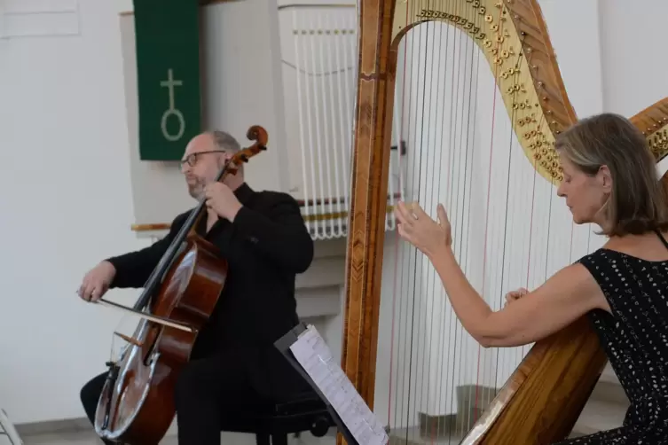 Maria Stange und Peter Tilling bescherten den Besuchern in der Pauluskirche einen abwechslungsreichen Konzertabend. 