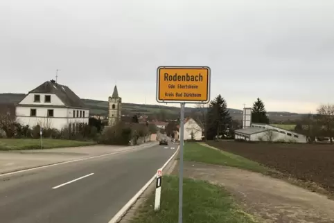 Mögliches zusätzliches Wende-Gelände: ein alter Wirtschaftsweg am Ortsausgang von Rodenbach. 