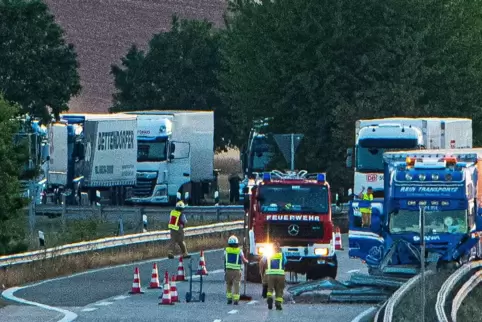 Unfall auf der A63 zwischen Winnweiler und Göllheim