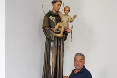 Gennaro Diaco kommt gerne zur Statue des Heiligen Antonius.