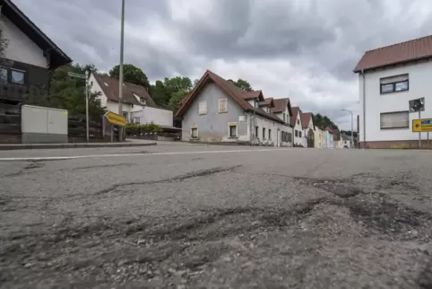 Die Bergstraße (K9) sowie die Mühlbergstraße (K10) sind in einem schlechten Zustand. 