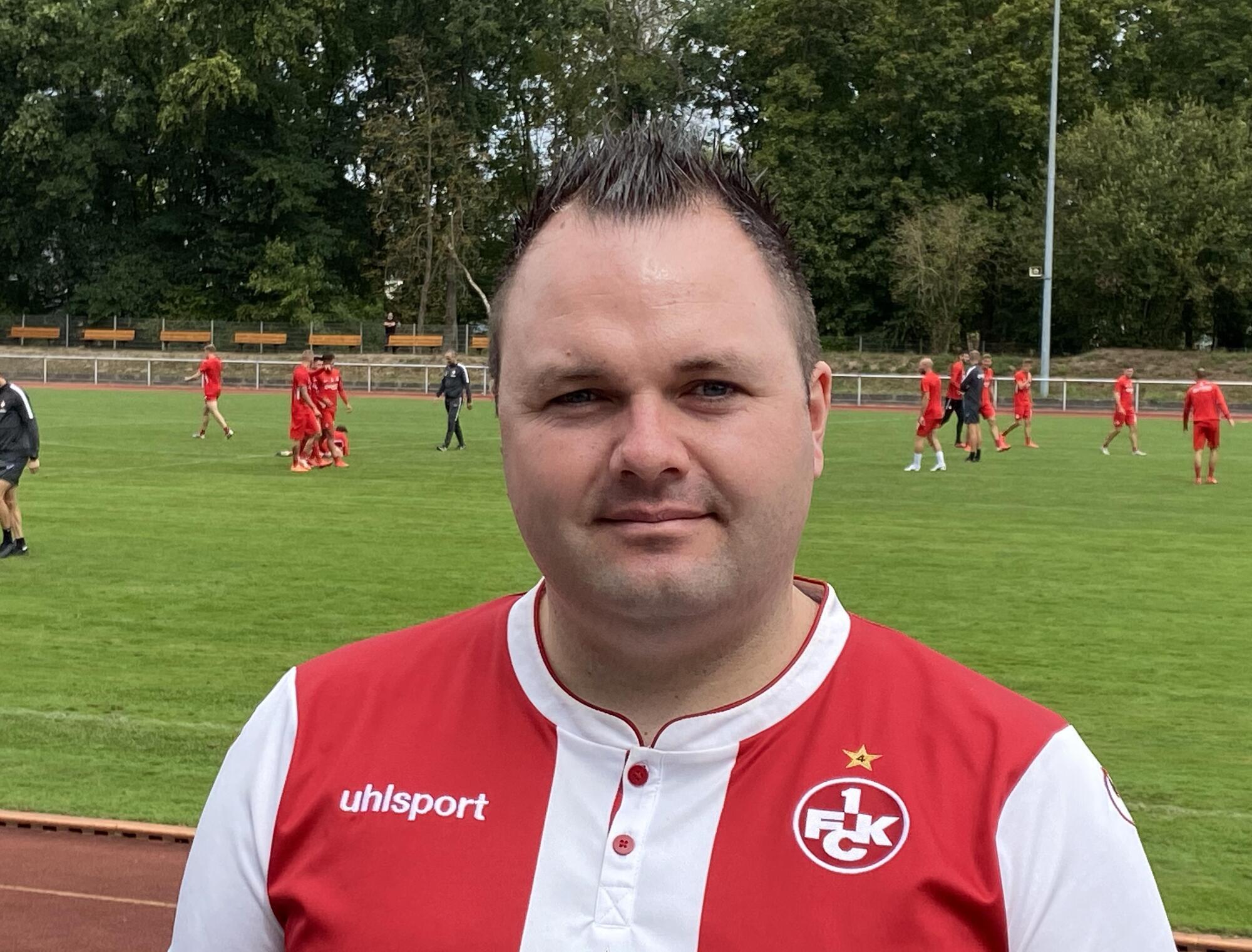 Umfrage Unter Fans Des 1 Fc Kaiserslautern Ich Mach Alles Fur Den Fck Sport Die Rheinpfalz