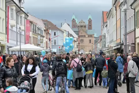 Volle Innenstadt: Verkaufsoffener Sonntag im Oktober vergangenes Jahr in Speyer.