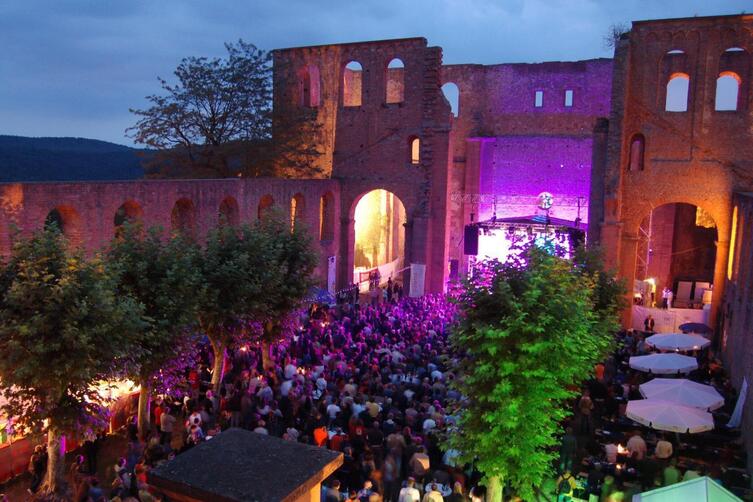 Hinter Der Limburger Kloster Kulisse Kultur Die Rheinpfalz