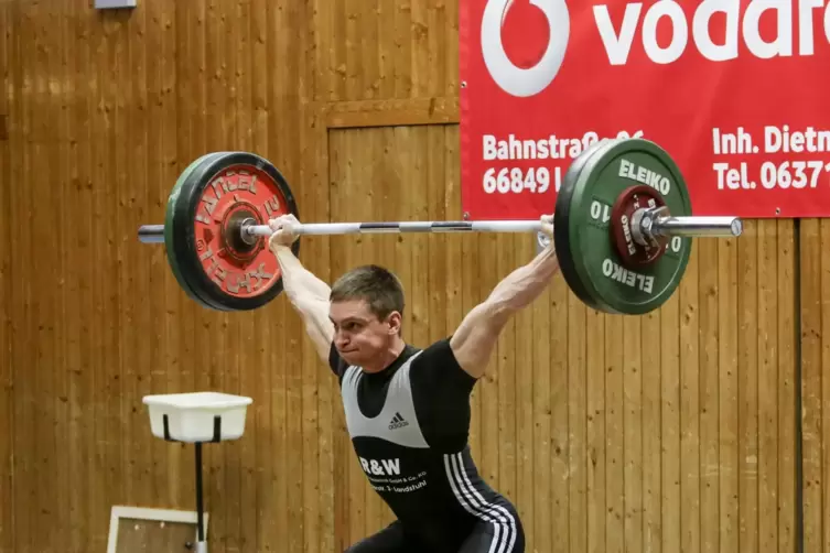 Er bereitet sich hauptsächlich im Fitnessstudio auf die neue Runde vor: Waldemar Wiederkehr von der KG Kindsbach/Rodalben. 