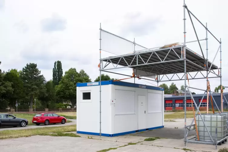 Mit dem Corona-Testzentrum in Zweibrücken will der Landkreis künftig zusammenarbeiten, wenn viele Verdachtsfälle auf einmal gete