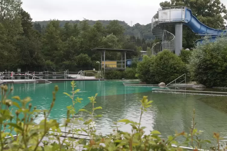 Konnte 2020 für 75 Tage öffnen: das Natur- und Freizeitbad in Rockenhausen.