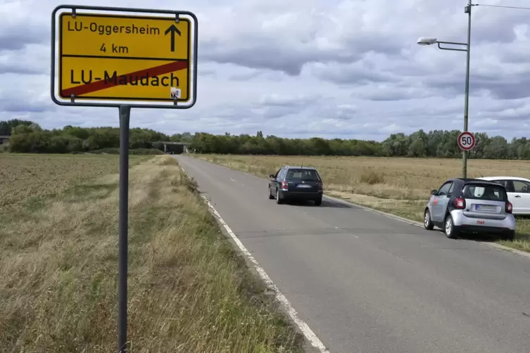 Der Radweg soll am Rand der K 6 gebaut werden.