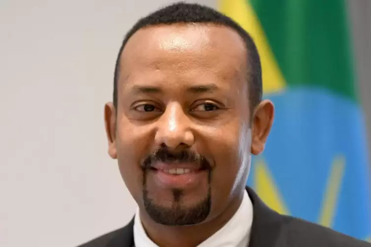 Abiy Ahmed, Friedensnobelpreisträger 2019, hat das Militär in Marsch gesetzt.