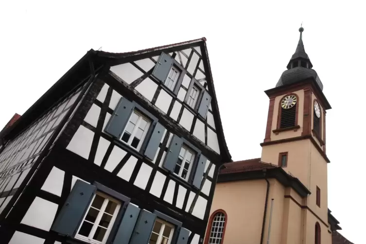 In der Christuskirche in Altwörth darf die Heizung auch wegen der Orgel nicht zu viel Wärme verbreiten. 