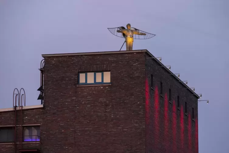 Es wird wohl noch dauern, bis die Kammgarn wieder auf den Flügeln der Kultur abhebt.