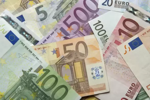 Mit vermeintlichen Lotterie-Gewinnen von mehreren Hunderttausend Euro haben kriminelle Callcenter-Betreiber zahlreiche Senioren 