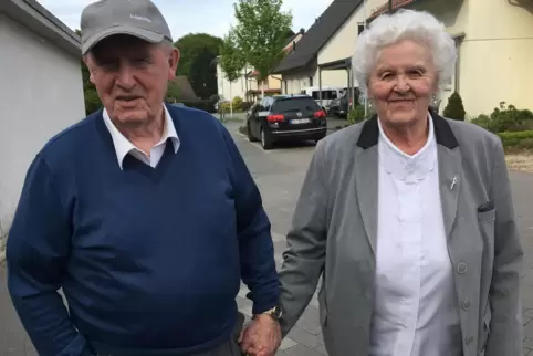 In Bayerfeld kennengelernt, fast 40 Jahre im Bergischen Land gelebt und seit 1999 in der Nordpfalz zurück: Helmut und Marie Luis