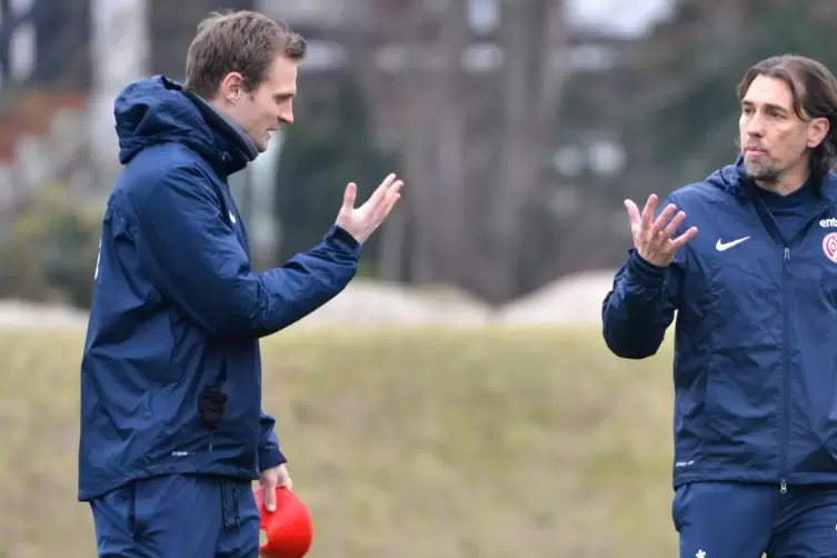 Februar 2015: Martin Schmidt (rechts) als Cheftrainer des FSV, Bo Svensson als „Co“. Schmidt ist nun Sportdirektor. Kommt Svenss