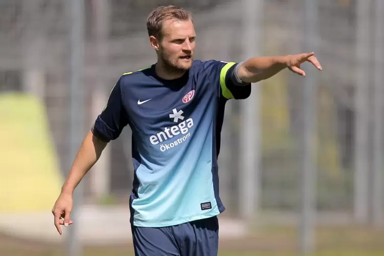 Erstes Pfichtspiel am Samstag gegen Eintracht Frankfurt: Bo Svensson startet gleich mit einem Derby.