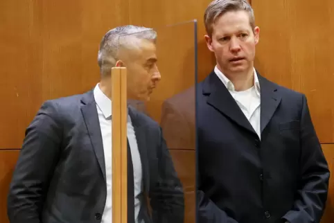 Vor dem Urteil: der Hauptangeklagte Stephan Ernst (rechts) neben seinem Anwalt Mustafa Kaplan.