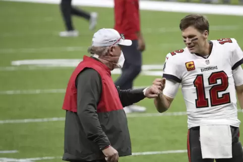 Quarterback Tom Brady und Cheftrainer Bruce Arians haben mit den Tampa Bay Buccaneers seit Ende November kein Spiel mehr verlore