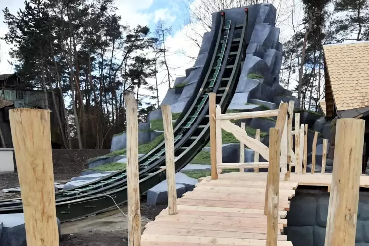 Im Aufbau: der „Disk’o Coaster“.