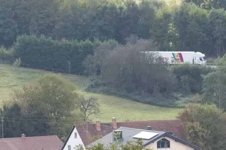 Wieviel Lärm geht von der Autobahn bei Niedermohr tatsächlich aus. Das soll eine erneute Überprüfung klären.