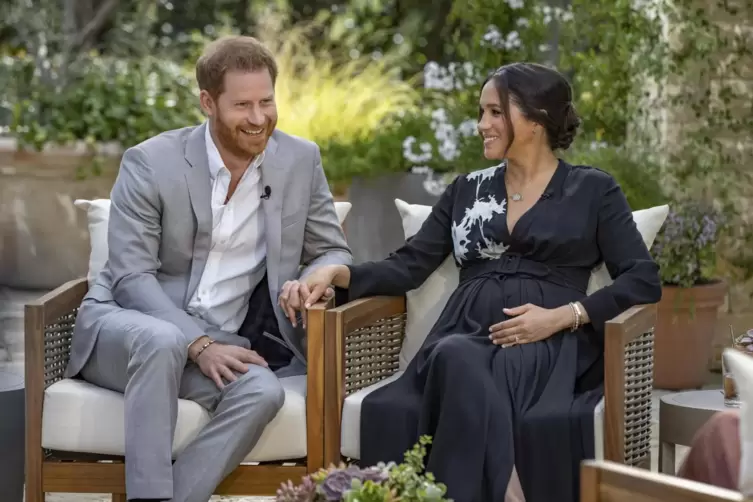 Harry und Meghan bei US-Moderatorin Oprah Winfrey. 