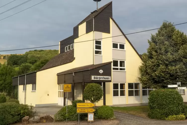 Am Heinzenhausener Bürgerhaus sind Sanierungsarbeiten nötig. 