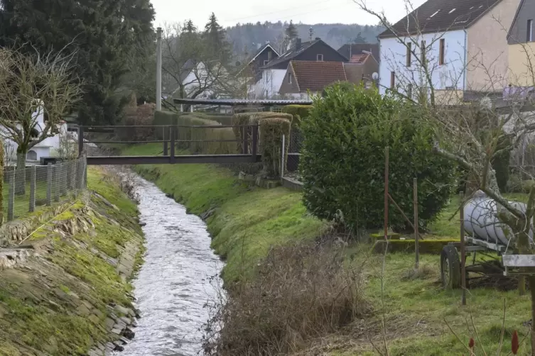 Der Ohmbach, hier zwischen Herschweiler-Pettersheim und Ohmbach.