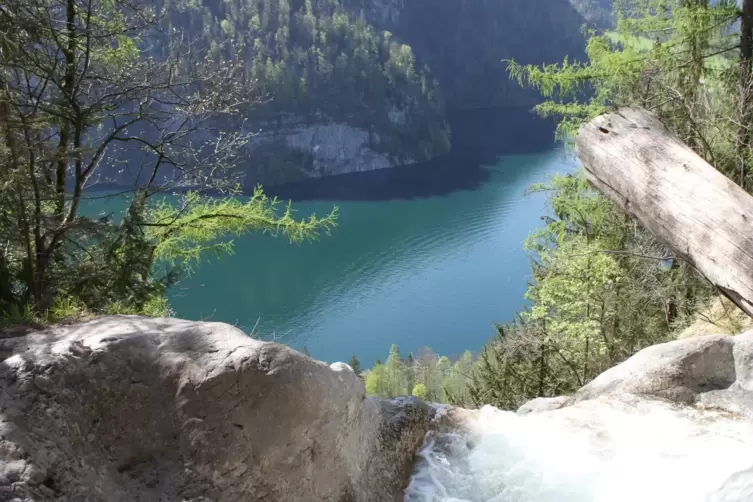 Die Gumpe am Königsbachfall bei Schönau am Königssee.