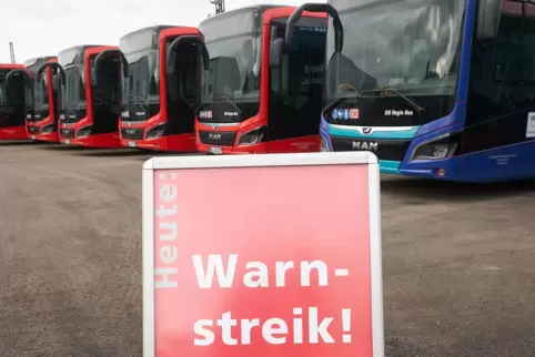 Eine Woche lang sollen die Busse in Rheinland-Pfalz streiken - auch Schulbusse. 